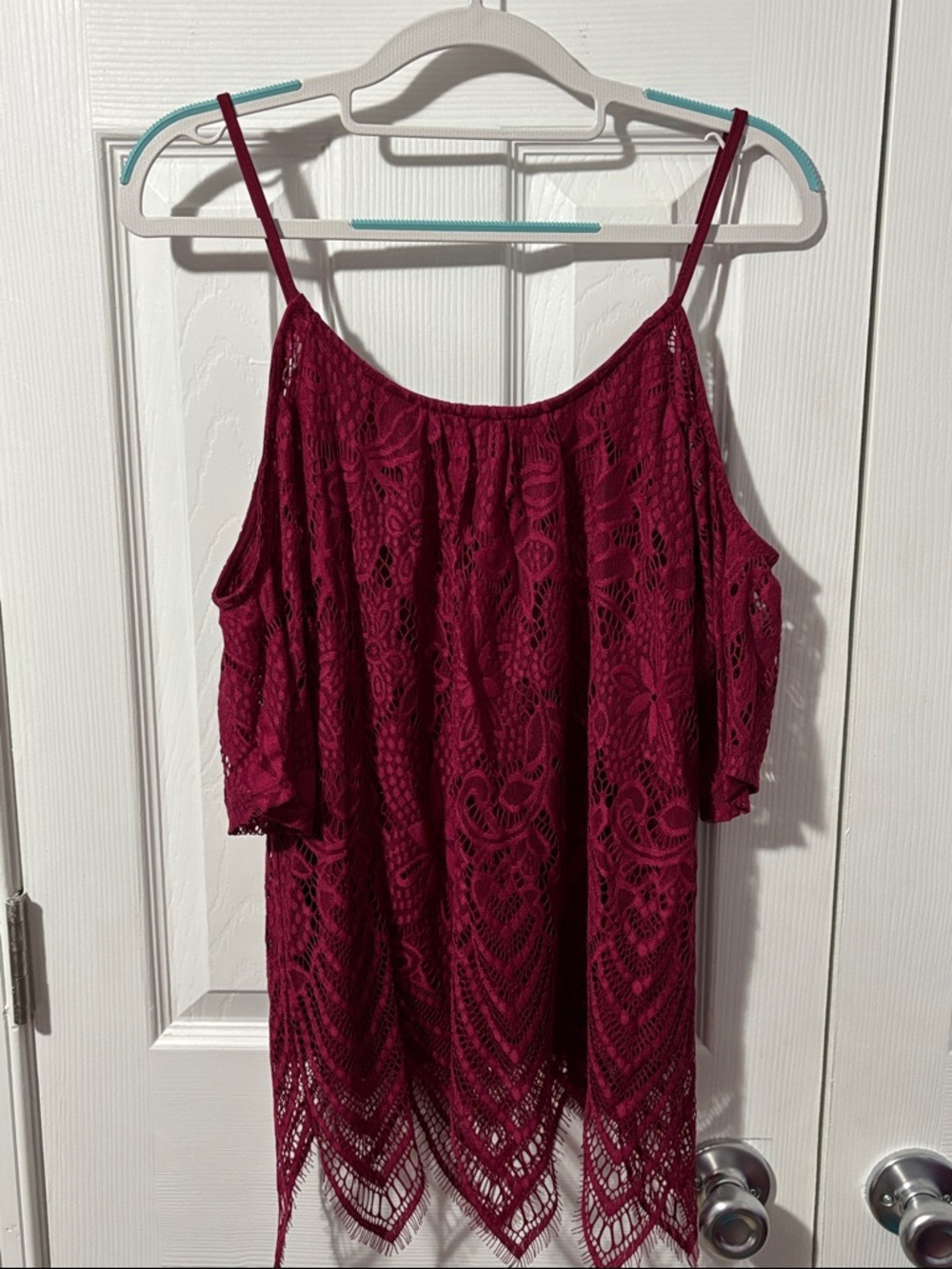 Three Hearts Lace Cold-Shoulder Camisole in Burgundy